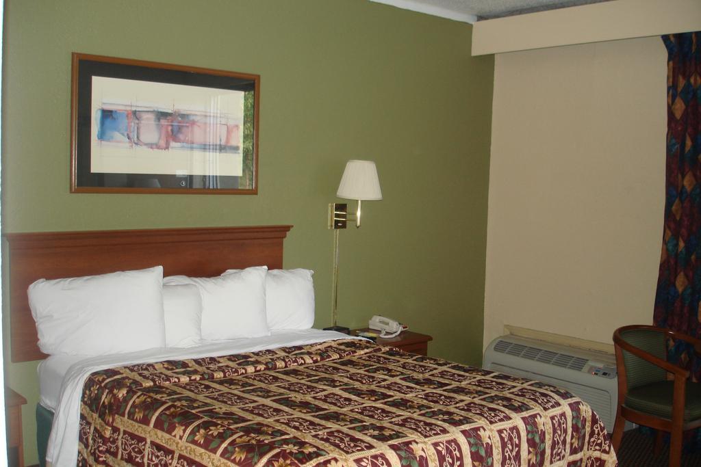 Quality Inn Gastonia Exterior foto